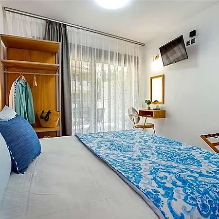Ermioni Elegance Otel 3*