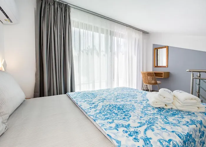 Ermioni Elegance 호텔