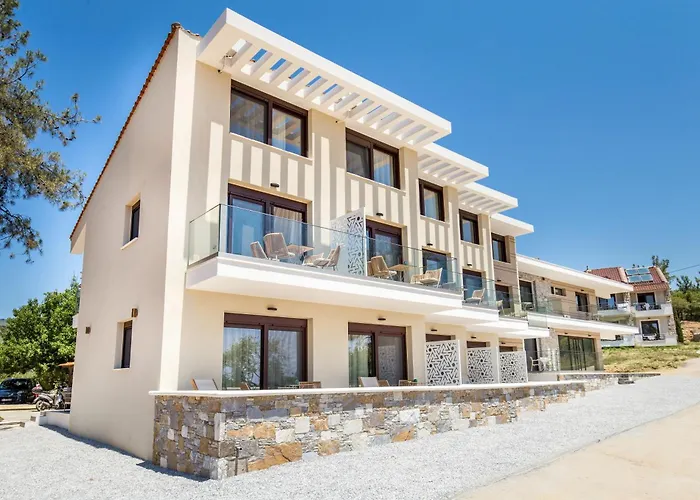 호텔 Ermioni Elegance 리메나리아